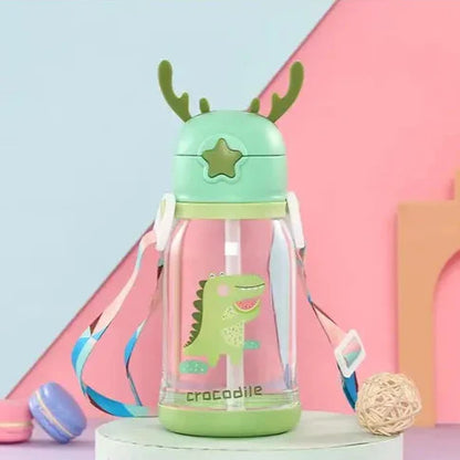 Elegant Horn Water Container